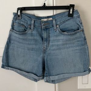 Levi shorts